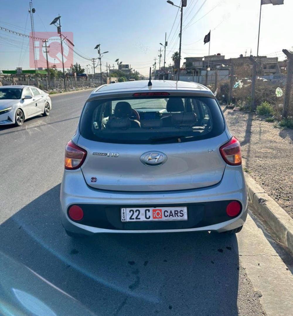 هيونداي i10